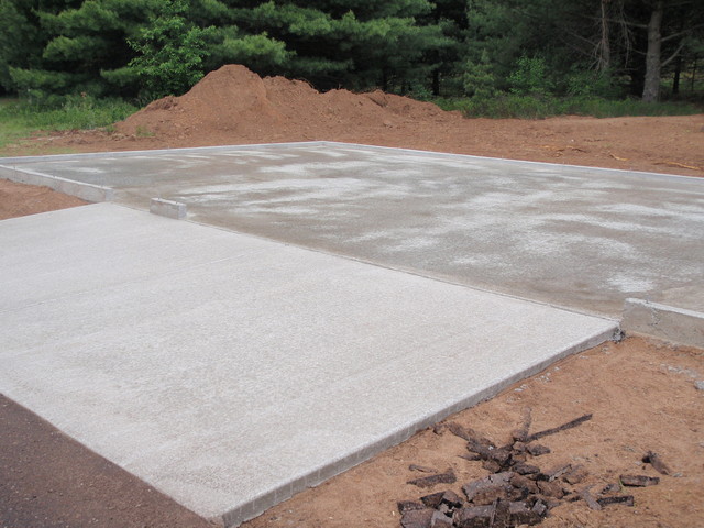 Garage Slab With 4 Curb To Build On